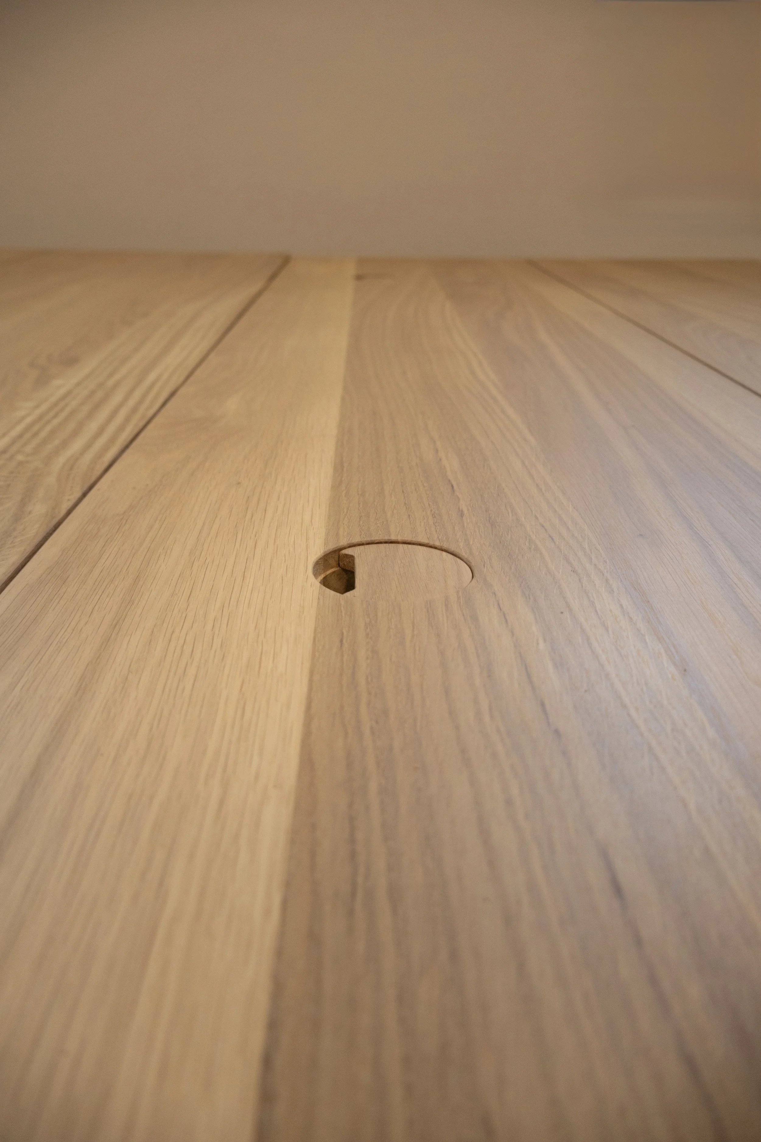Foto van bureaubladen door Born of Wood.